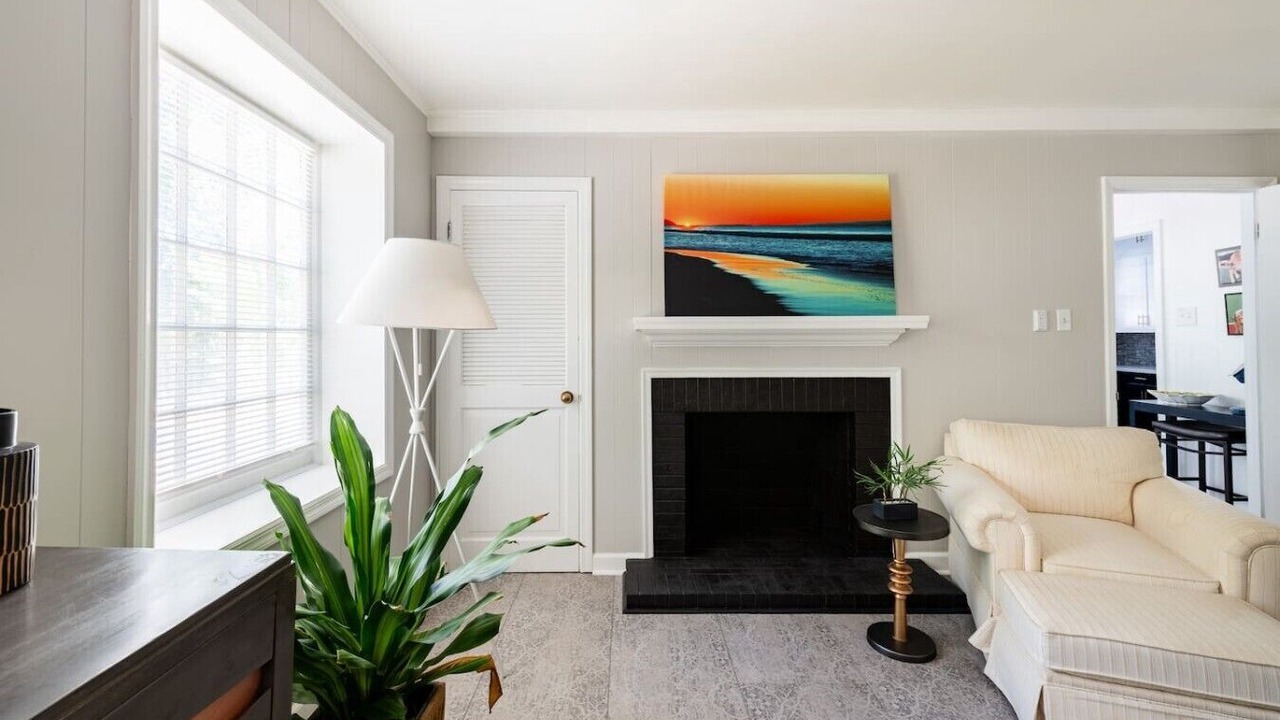 Photo of Livingroom in Danville