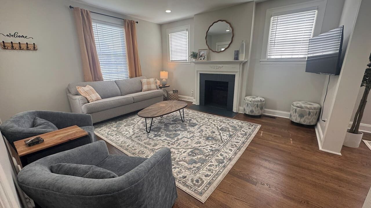 Photo of Livingroom in Danville