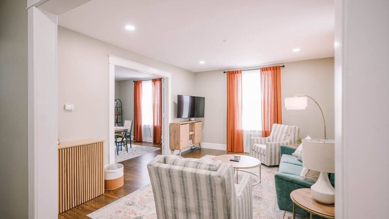 Photo of Livingroom in Danville