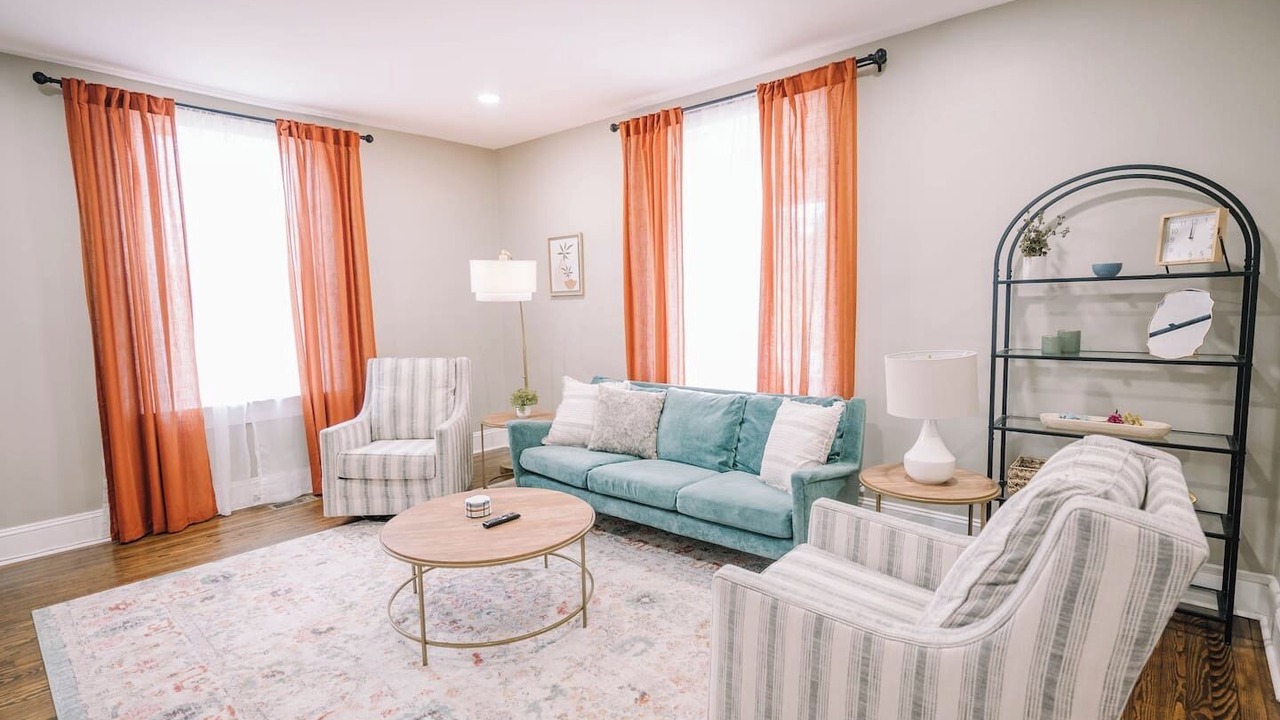 Photo of Livingroom in Danville