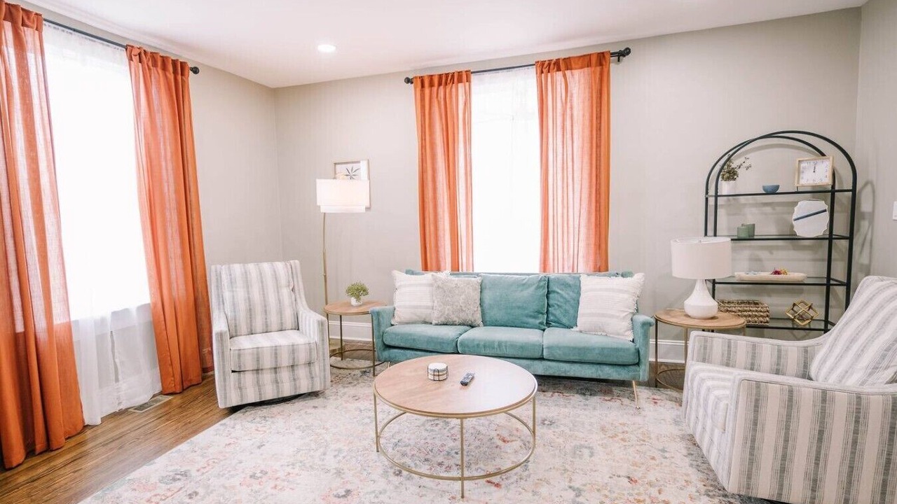 Photo of Livingroom in Danville