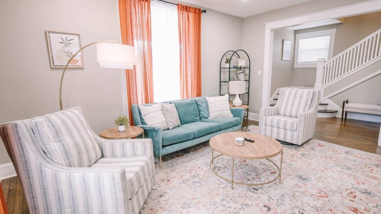 Photo of Livingroom in Danville