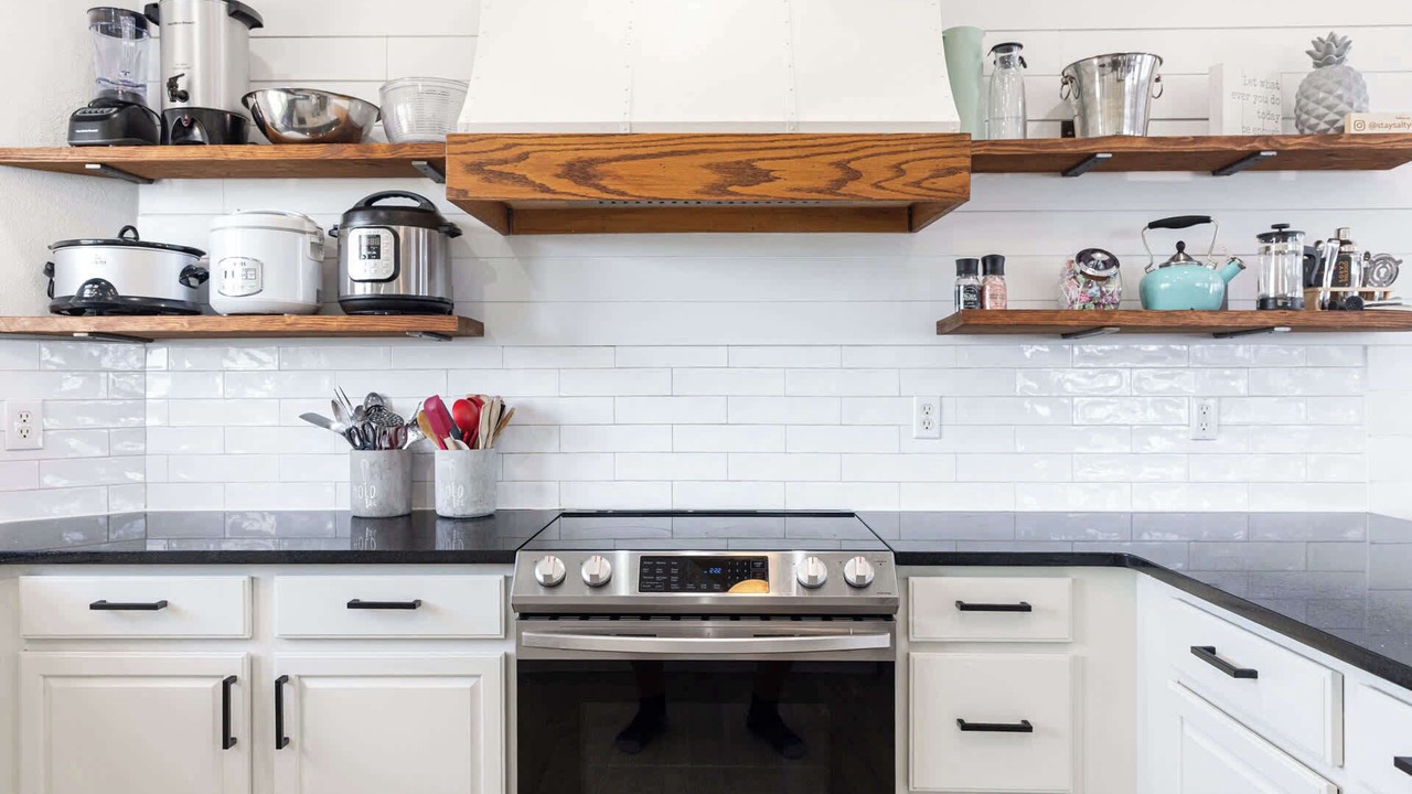 Photo of Kitchen in Whalehead Beach