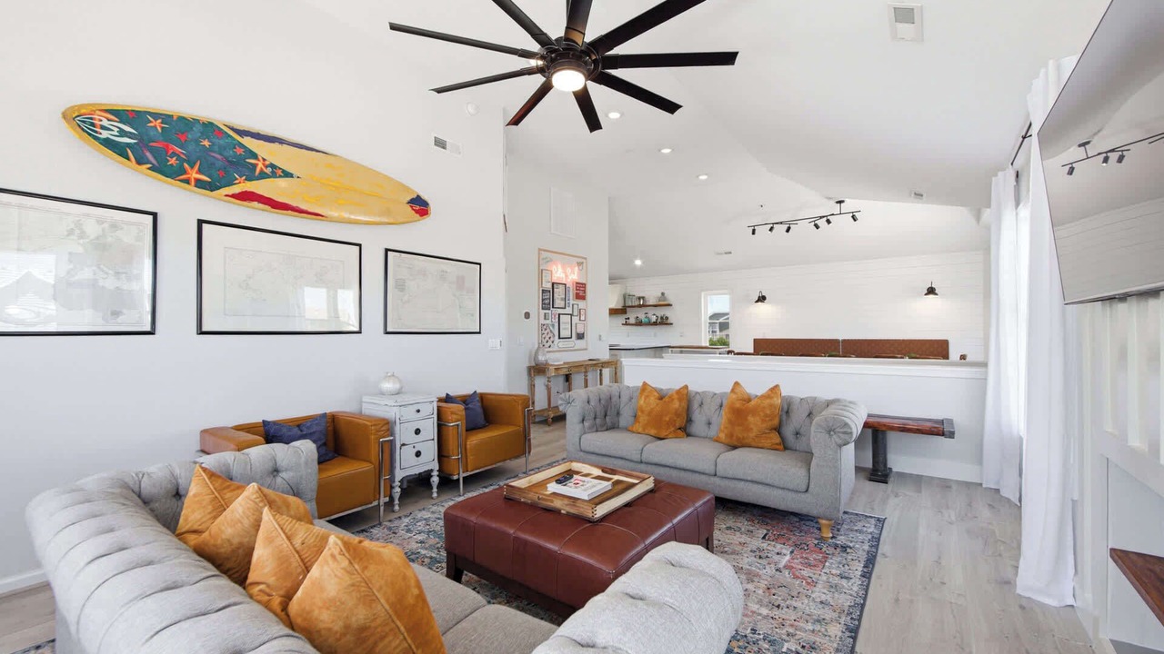 Photo of Livingroom in Whalehead Beach