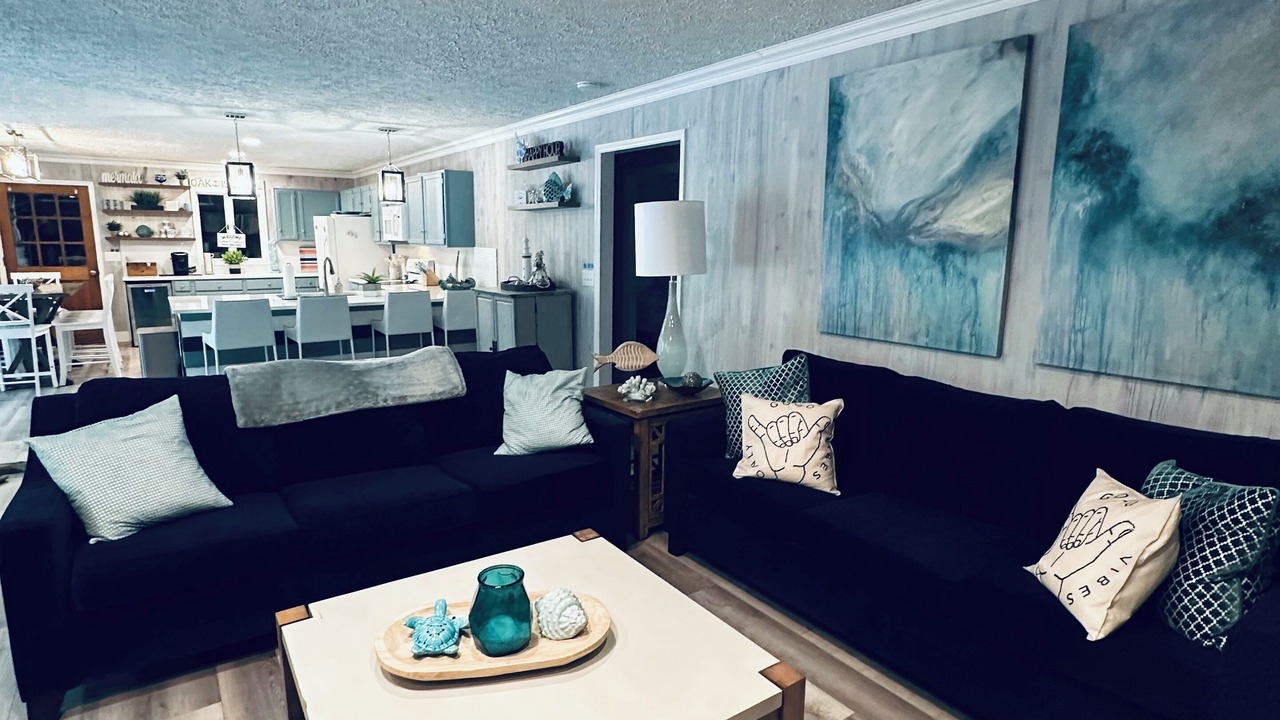 Photo of Livingroom in Tranquil Harbour