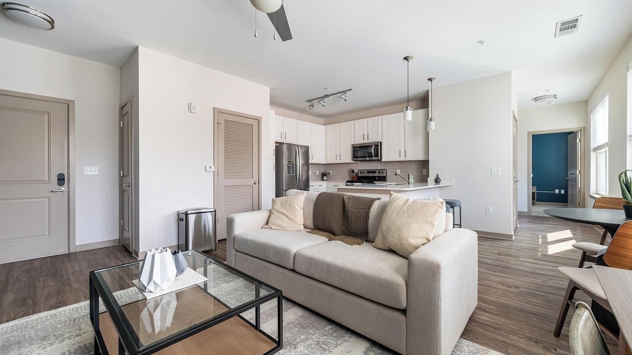 Photo of Livingroom in Knoxville