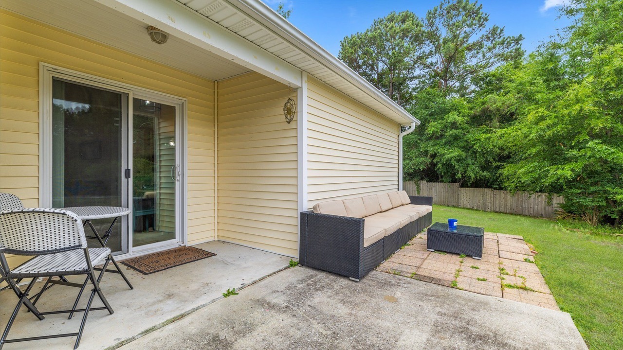 Photo of Outdoor in Myrtle Grove