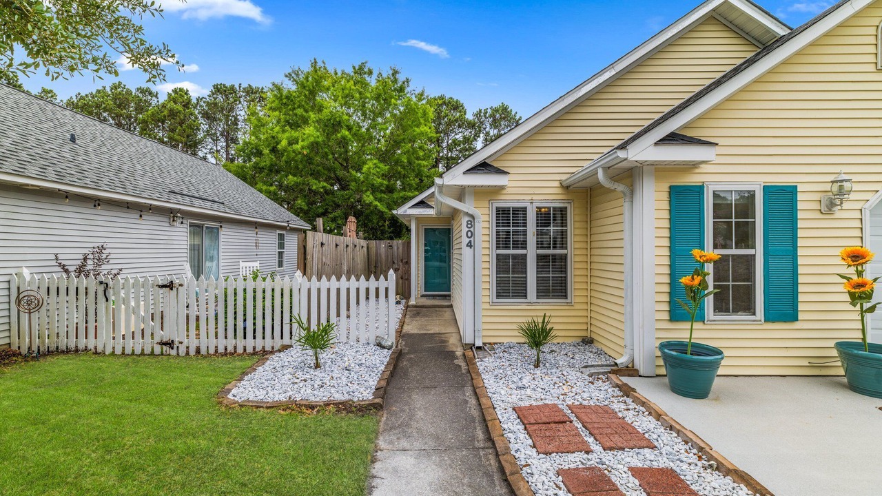 Photo of Outdoor in Myrtle Grove