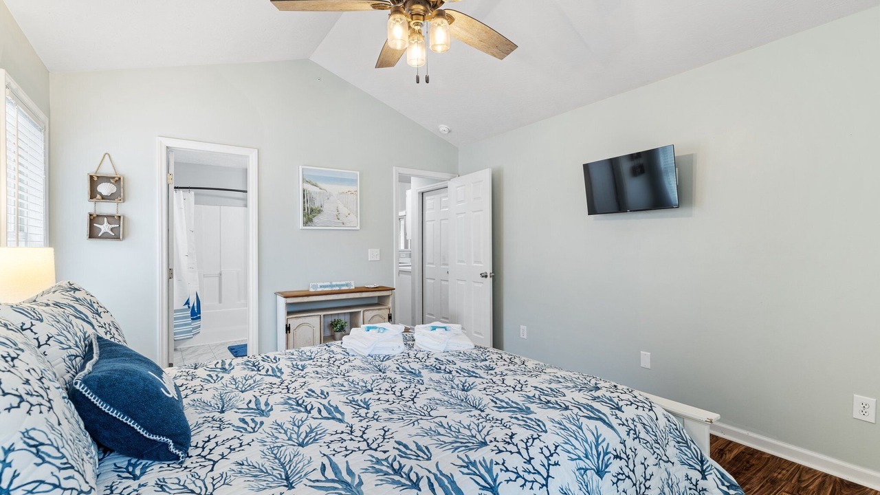 Photo of Bedroom in Myrtle Grove
