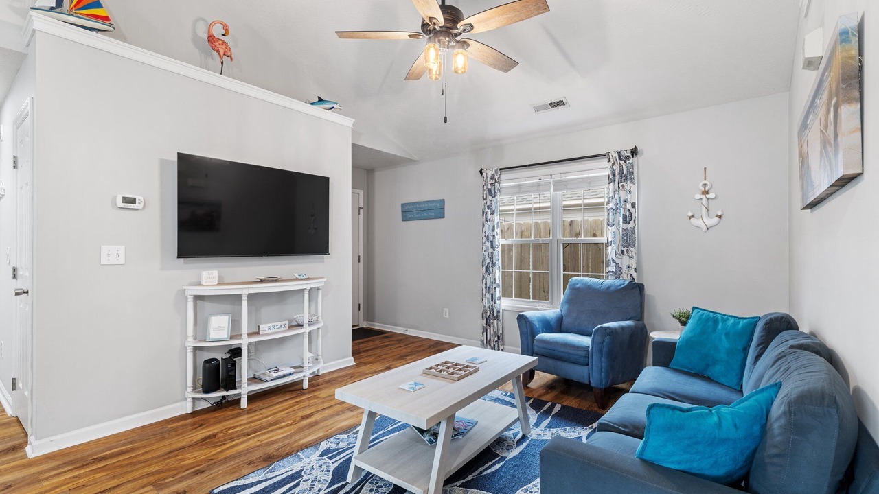 Photo of Livingroom in Myrtle Grove