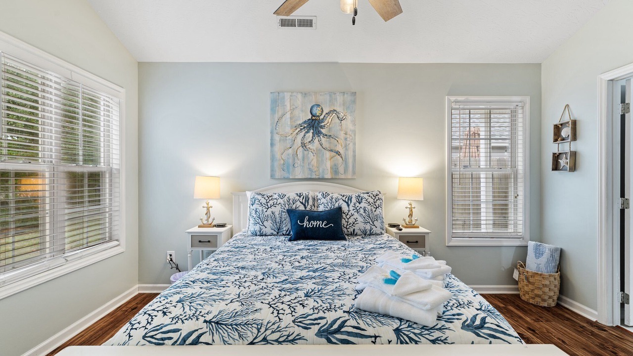 Photo of Bedroom in Myrtle Grove