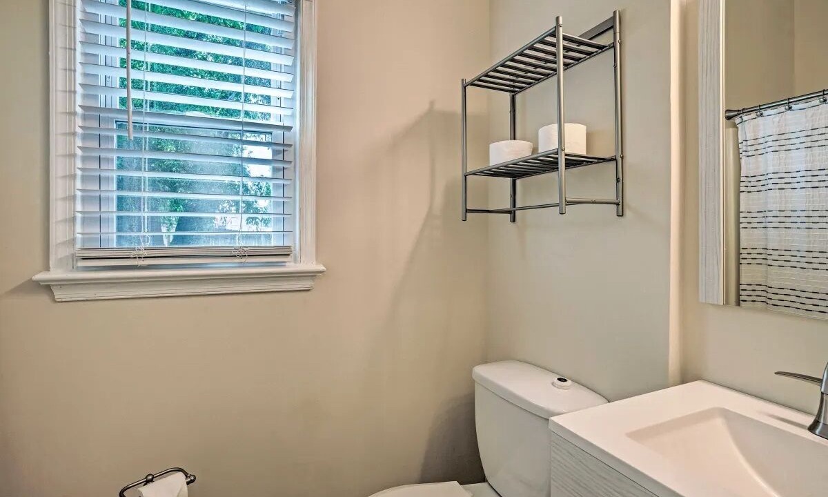 Photo of Bathroom in Church Hill