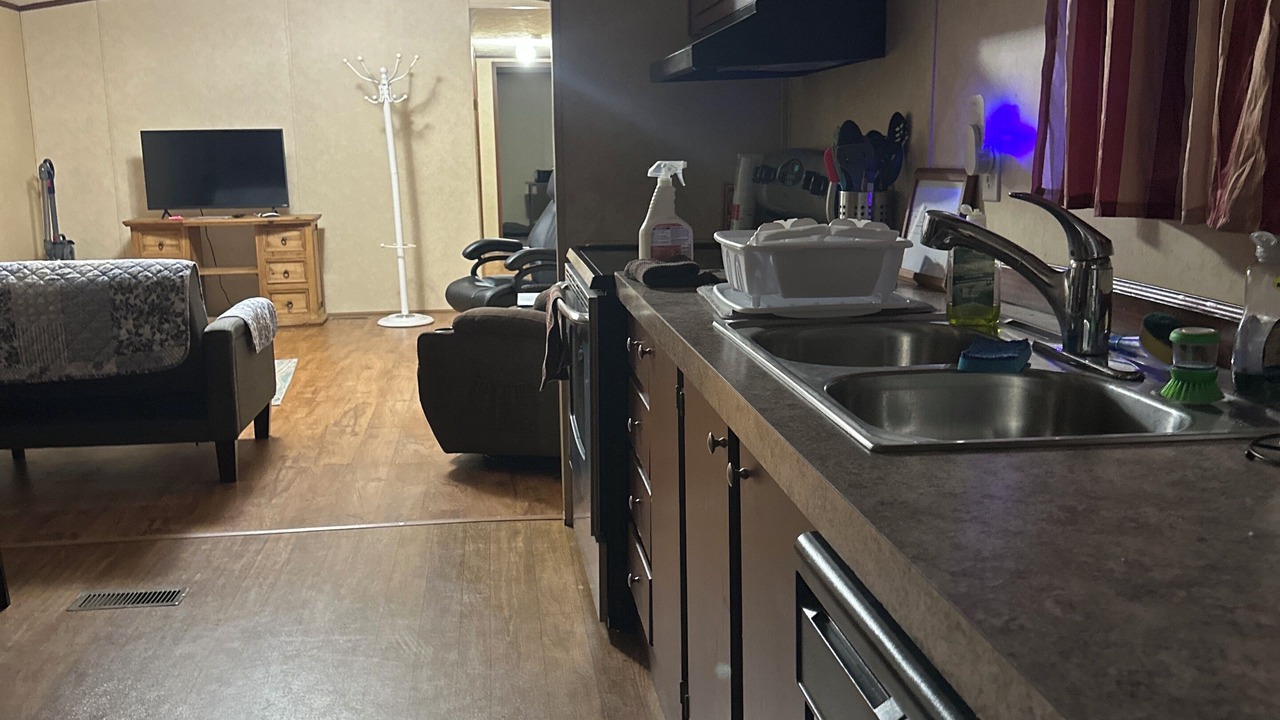 Photo of Kitchen in Redwood