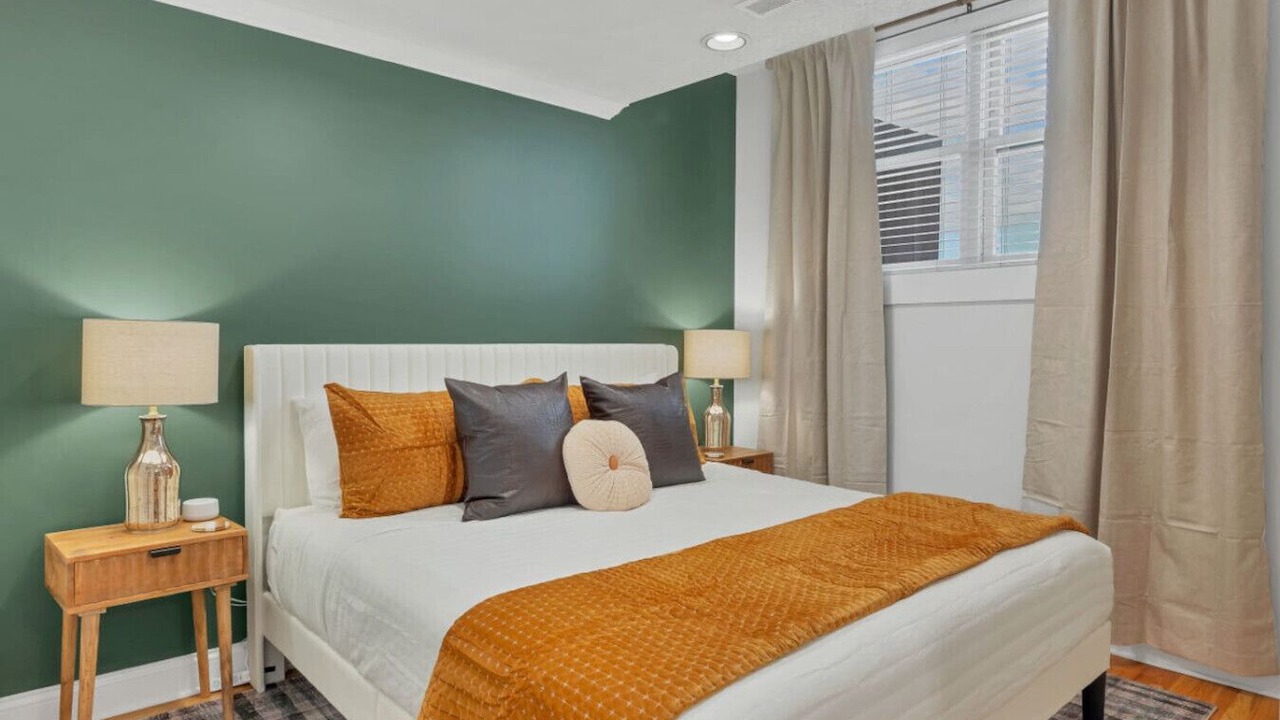 Photo of Bedroom in Maryville