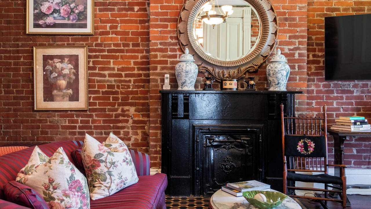 Photo of Livingroom in Old Louisville