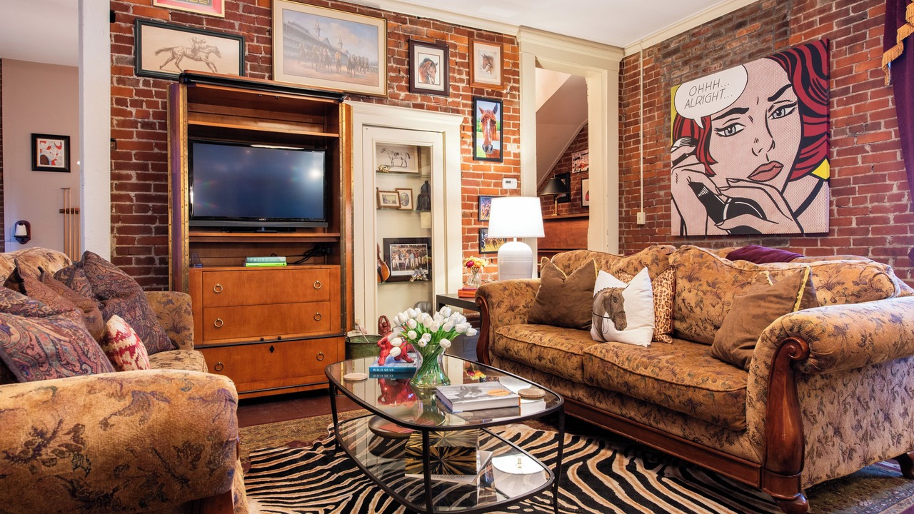 Photo of Livingroom in Old Louisville