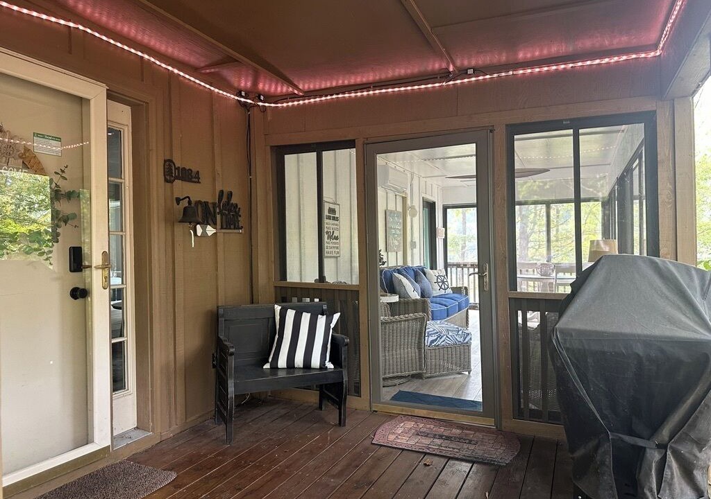 Photo of Patio Balcony in Bronston