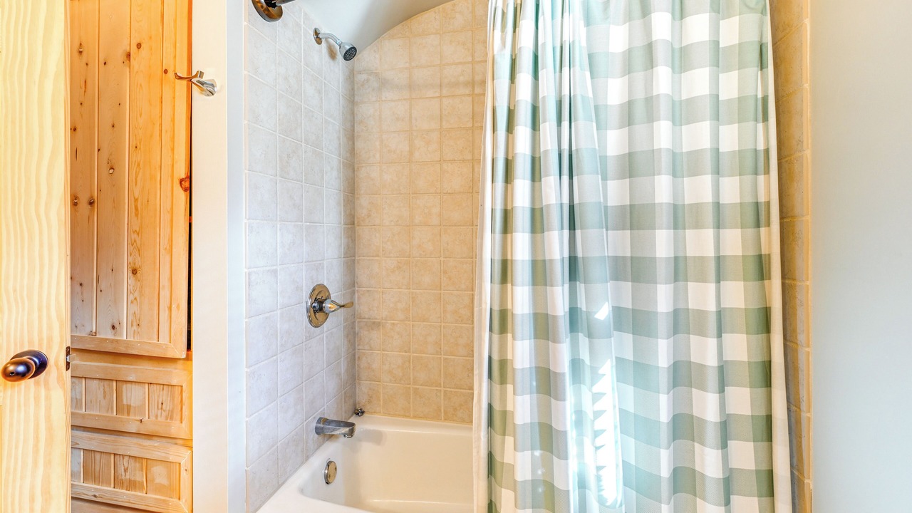 Photo of Bathroom in Cullowhee