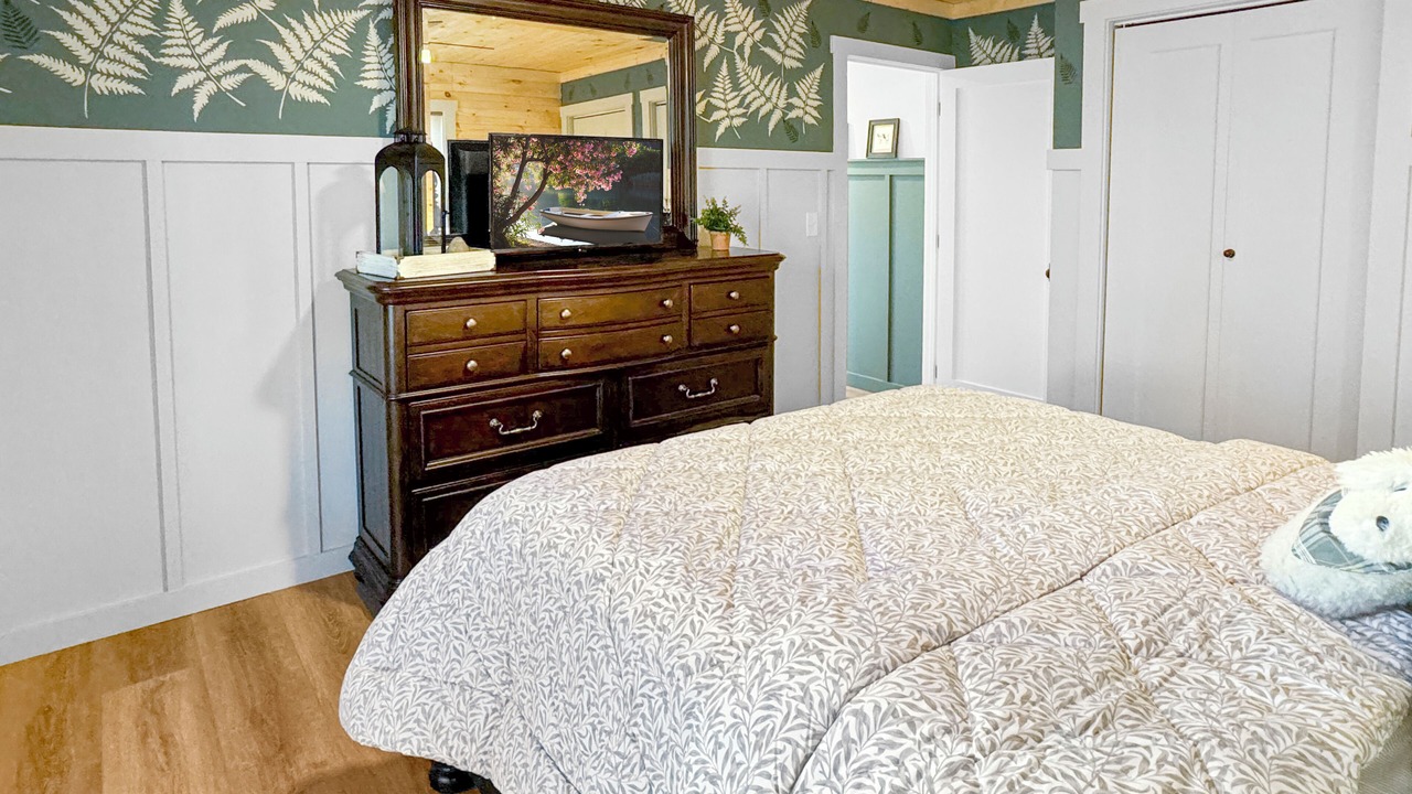 Photo of Bedroom in Salem
