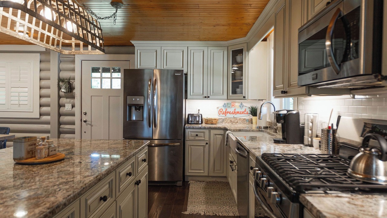 Photo of Kitchen in Byrdstown
