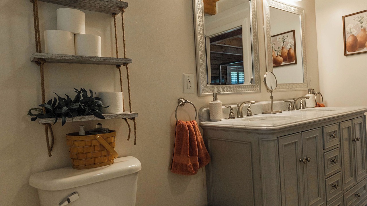 Photo of Bathroom in Byrdstown