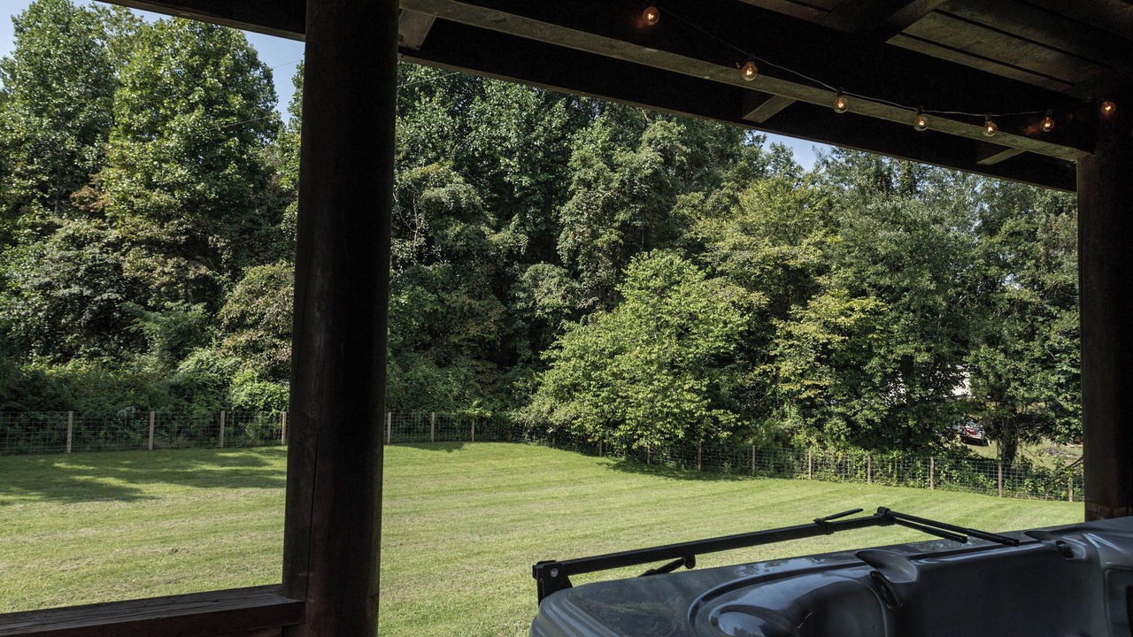 Photo of Outdoor in Byrdstown
