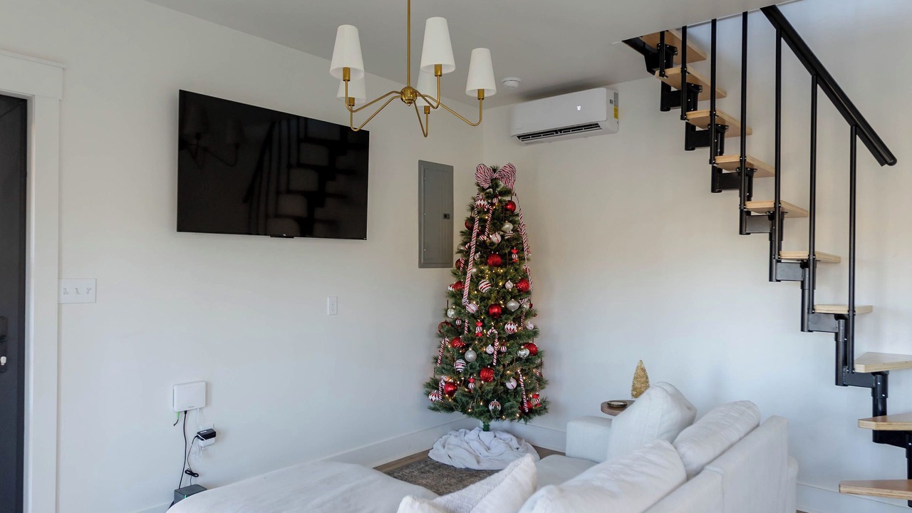 Photo of Livingroom in Byrdstown