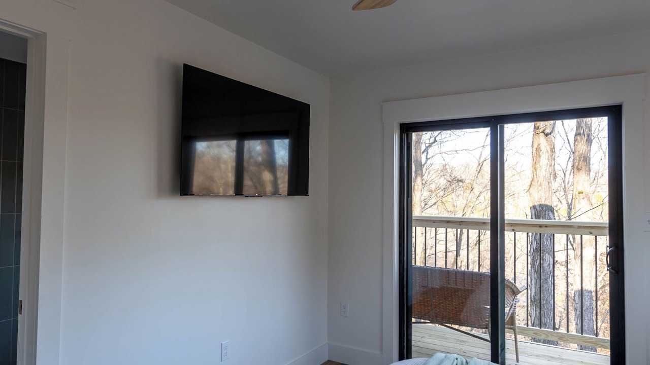 Photo of Bedroom in Byrdstown