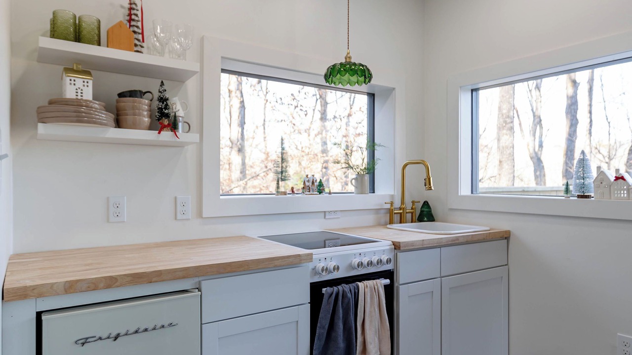 Photo of Kitchen in Byrdstown