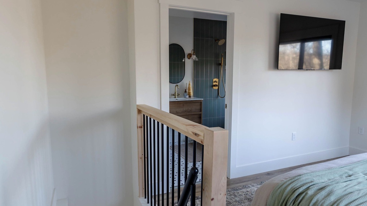 Photo of Bedroom in Byrdstown