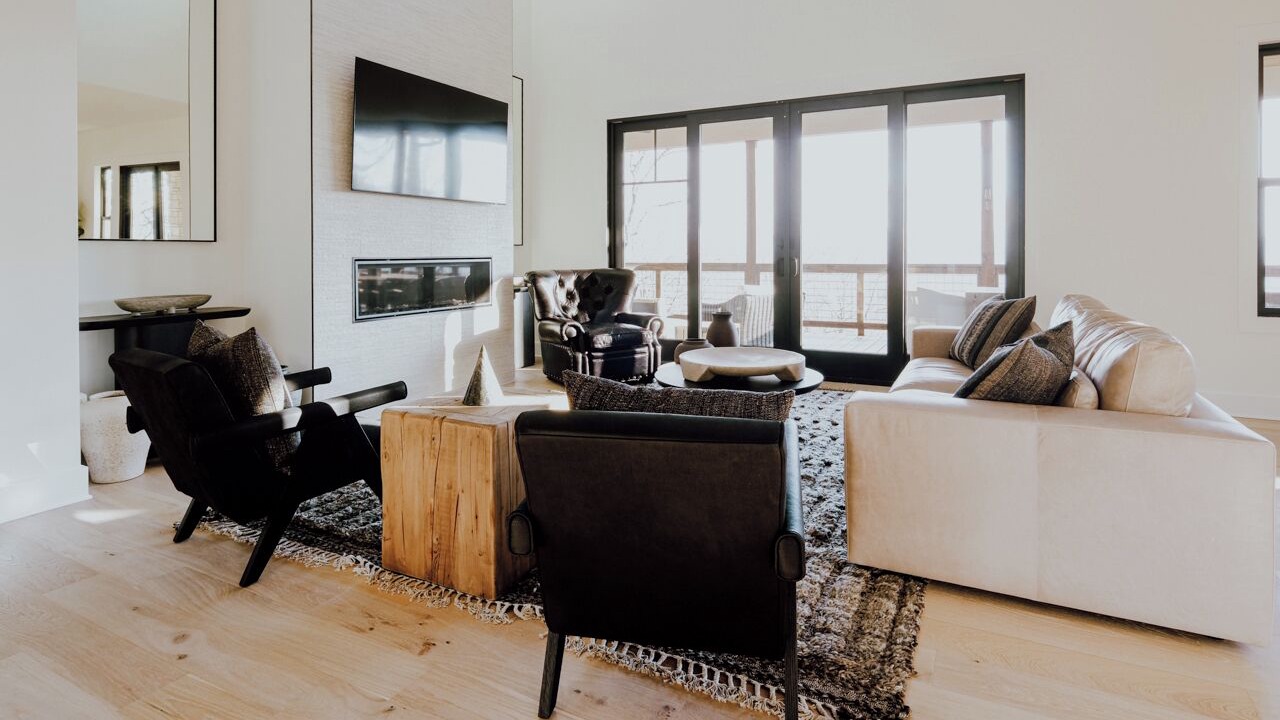 Photo of Livingroom in Bear Lake Reserve