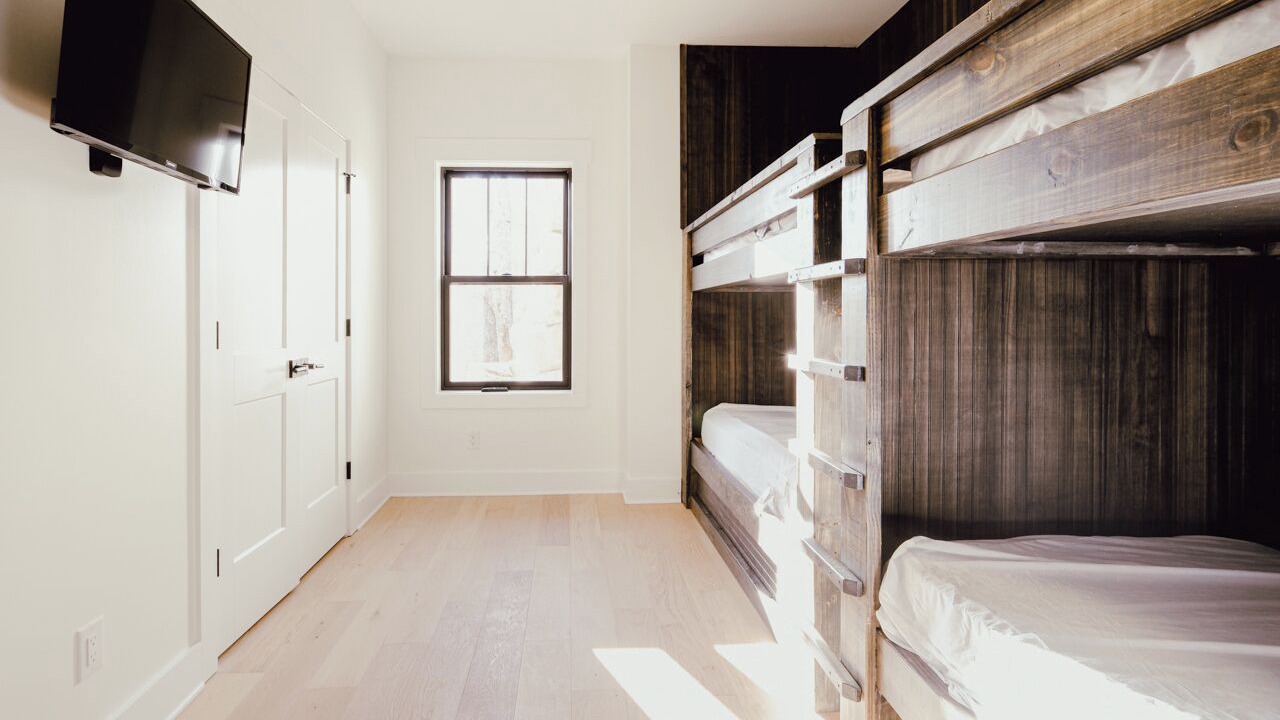 Photo of Bedroom in Bear Lake Reserve