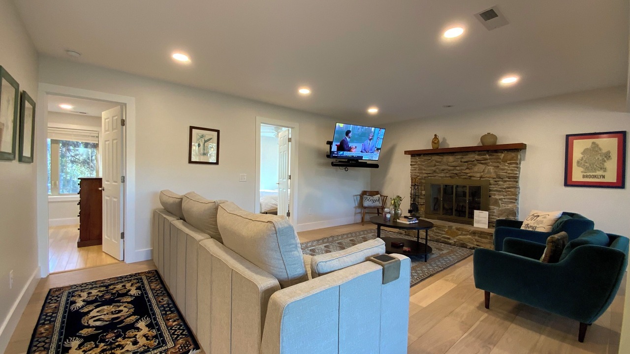 Photo of Livingroom in Brevard