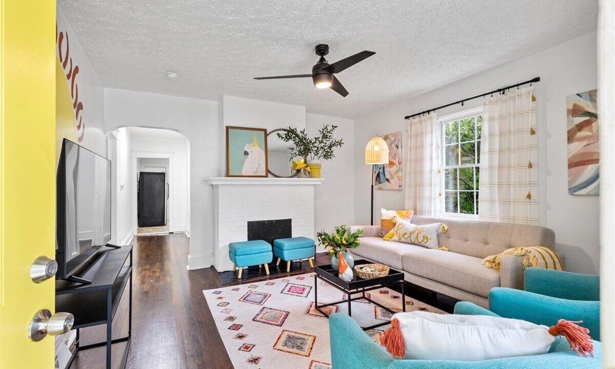 Photo of Livingroom in North Chesterfield