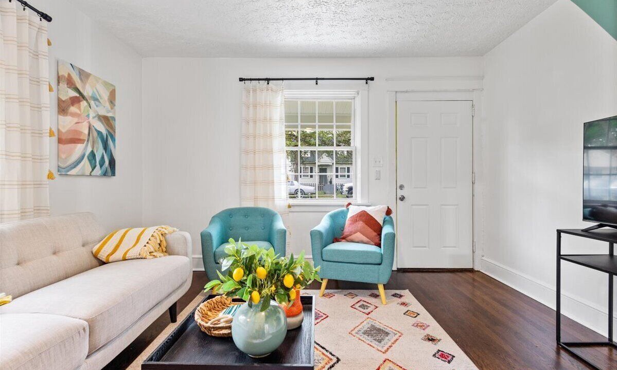 Photo of Livingroom in North Chesterfield