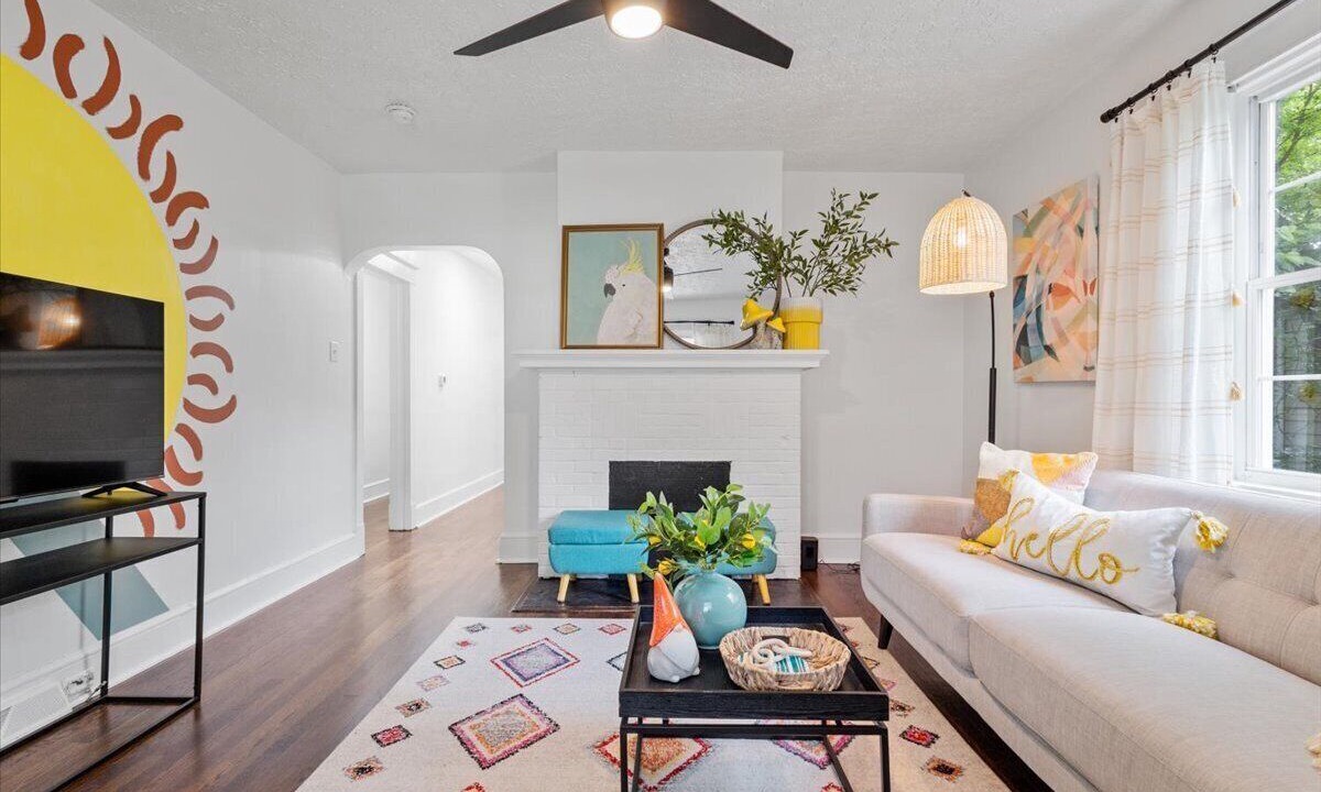 Photo of Livingroom in North Chesterfield