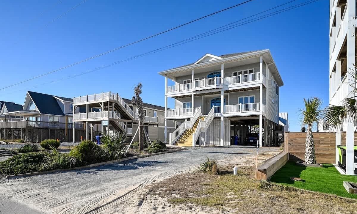 Photo of Others in Surf City