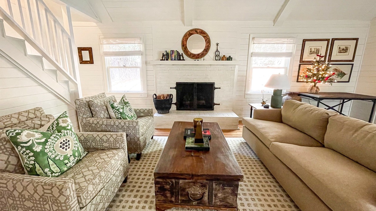 Photo of Bedroom in Lake Sequoyah