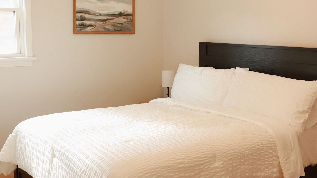 Photo of Bedroom in Hebron Estates
