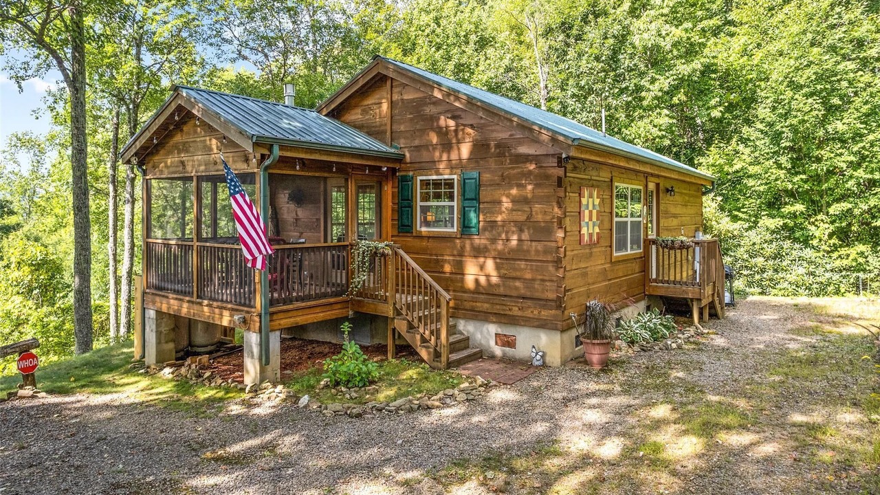 Photo of Outdoor in Cranberry Falls