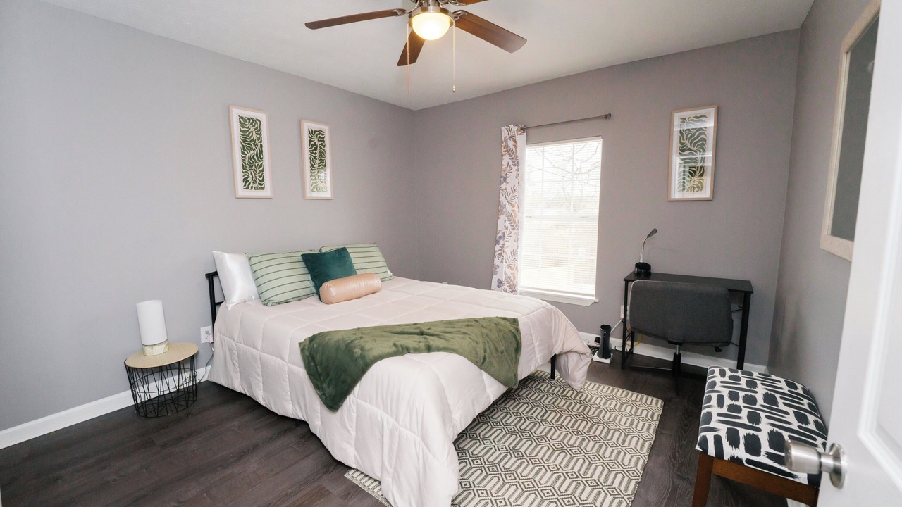 Photo of Bedroom in Knoxville