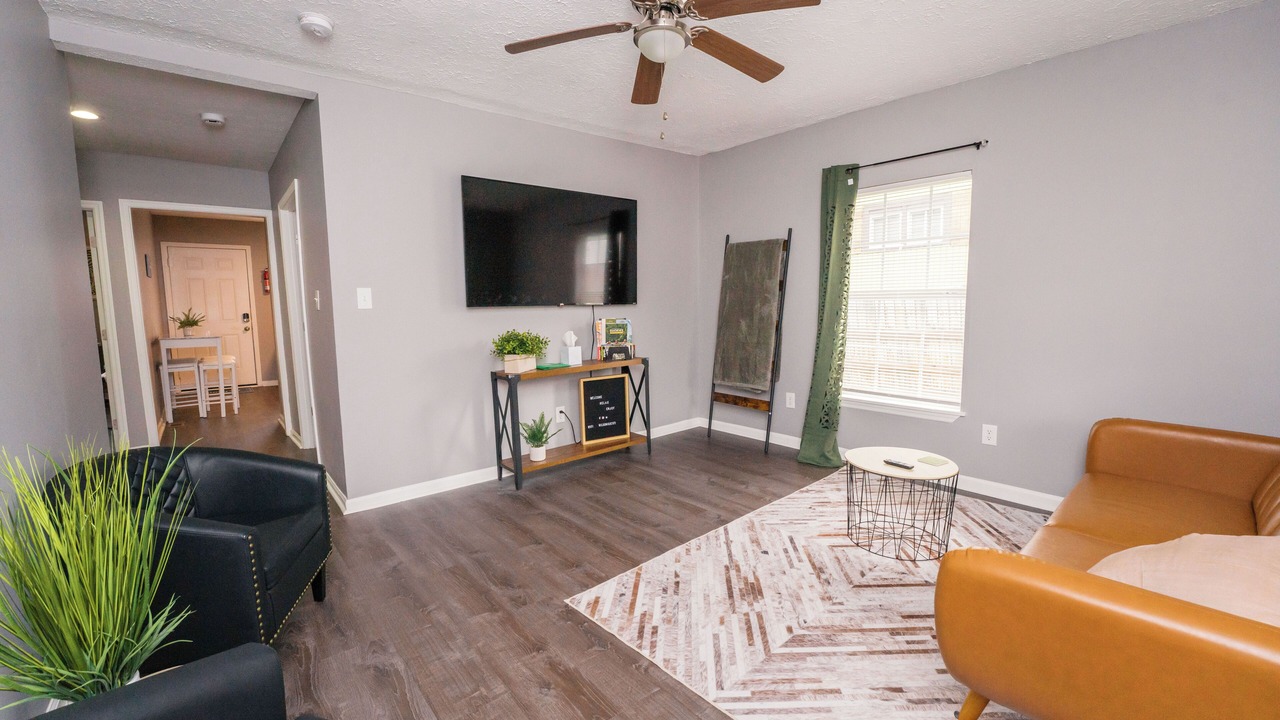 Photo of Livingroom in Knoxville
