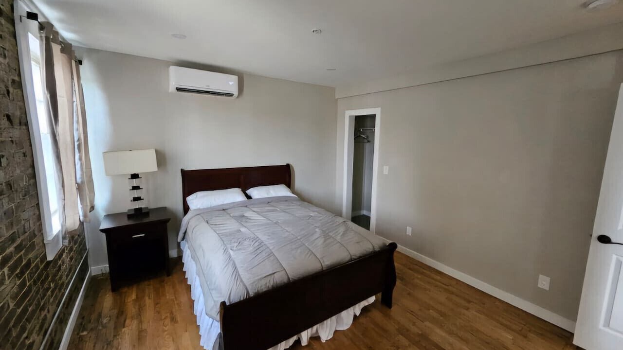 Photo of Bedroom in Maryville