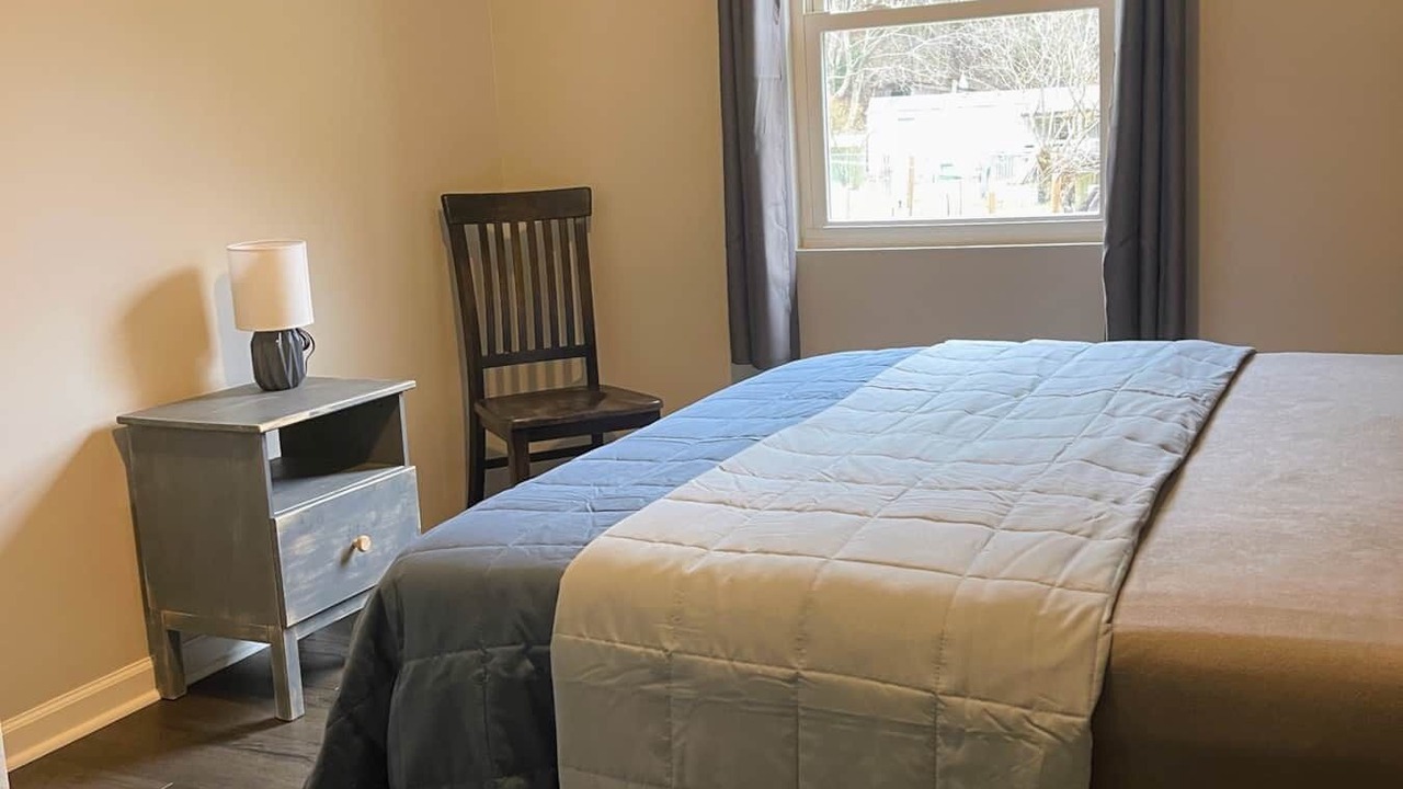Photo of Bedroom in Covel