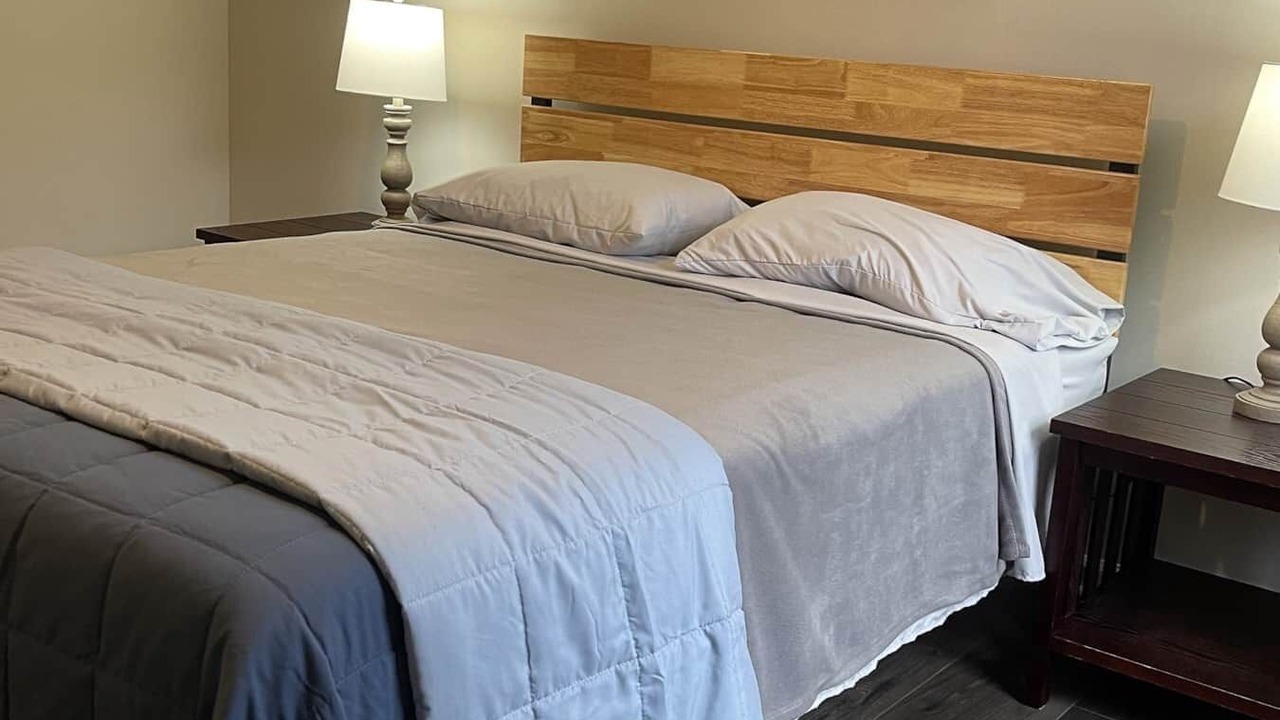 Photo of Bedroom in Covel