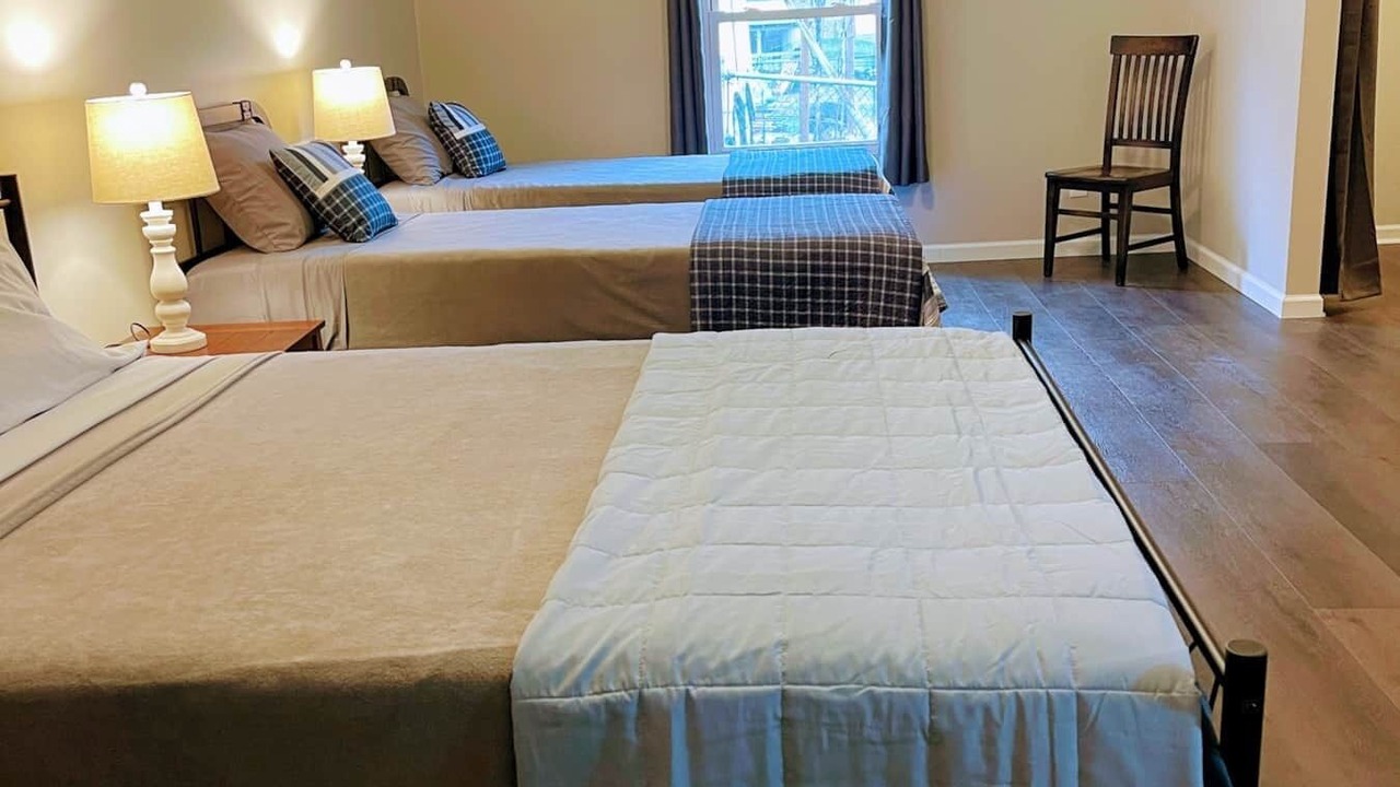 Photo of Bedroom in Covel