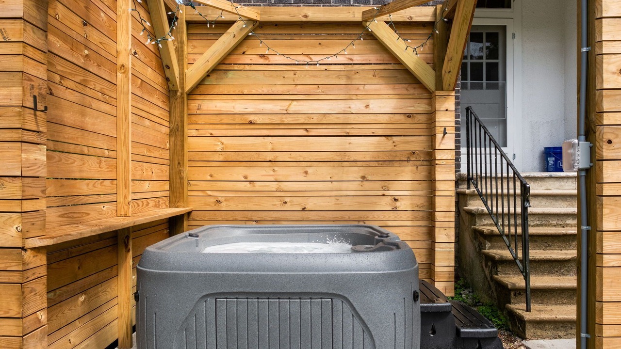 Photo of Outdoor in Redstar