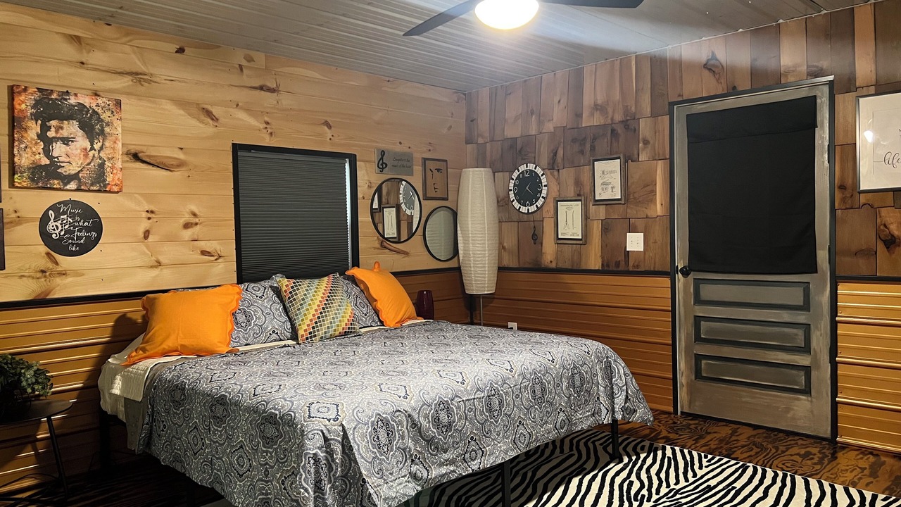 Photo of Bedroom in Sloans Valley