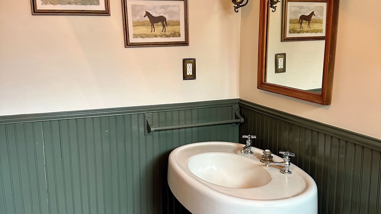 Photo of Bathroom in Versailles