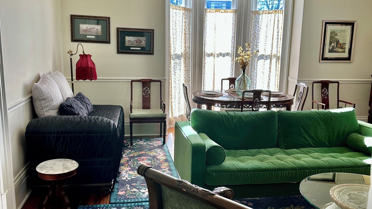 Photo of Livingroom in Versailles